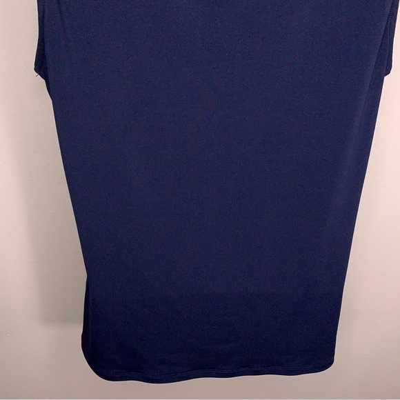 Medium Carmen Marc Valvo Navy Blue Gold Chain Neckline Sleeveless Top - Picture 6 of 13